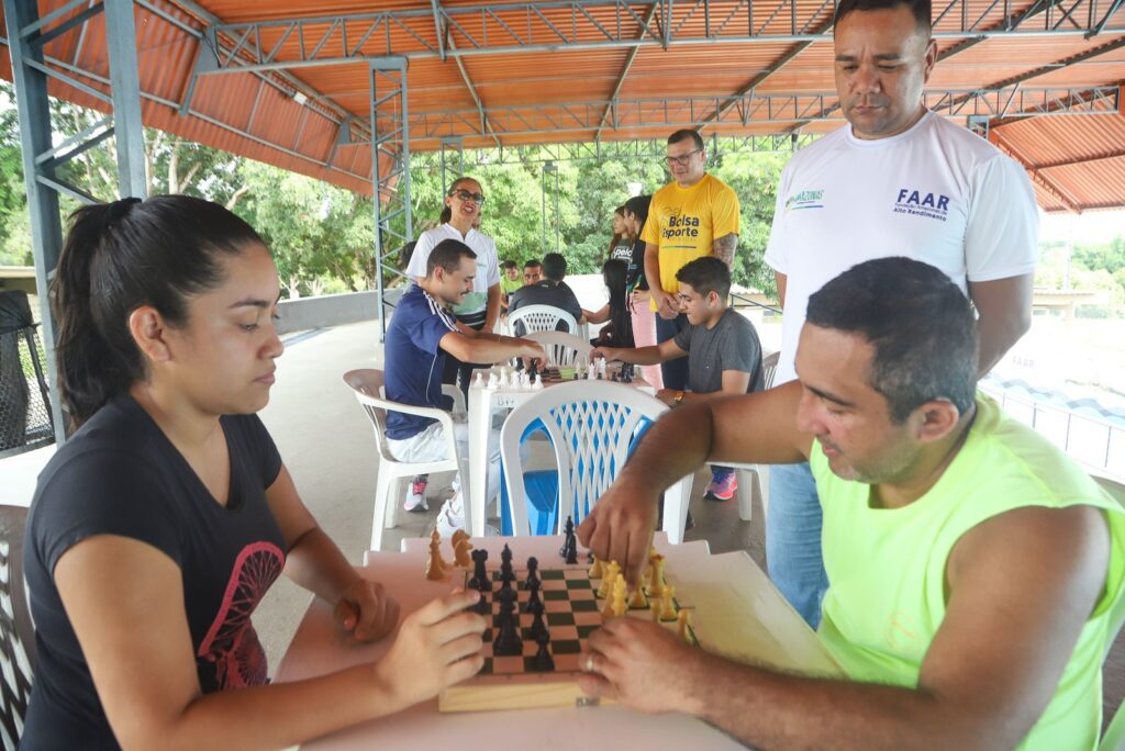 Sedel e Sejusc promovem ação em alusão à saúde mental na Vila Olímpica de Manaus