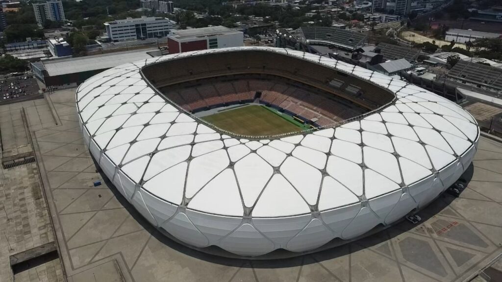 Agenda Esportiva: Arena da Amazônia recebe partida decisiva entre clubes amazonenses