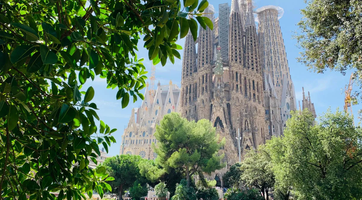 Sagrada Família, obra-prima de Gaudí em Barcelona, será concluída em 2026