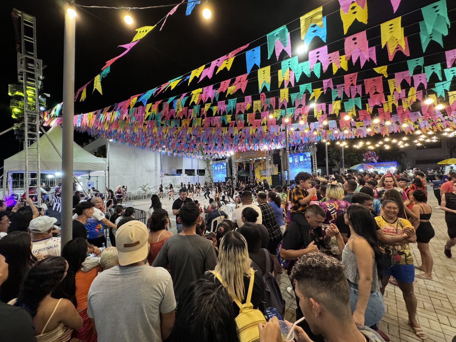 Prefeitura realiza arraial do mirante para aquecer as festividades do 66º Festival Folclórico do Amazonas