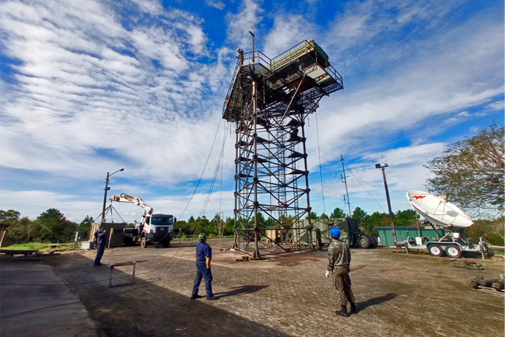 Enchente no RS: FAB ativa radar em Canoas e controladores de voo operam remotamente em Curitiba