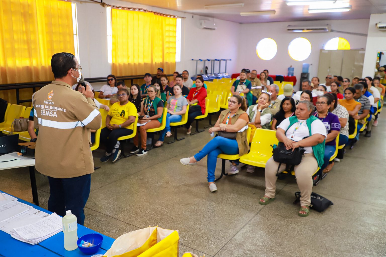 Agentes de endemias e ACSs participam de treinamento para 1º Levantamento de Índice Rápido do Aedes aegypti de 2024