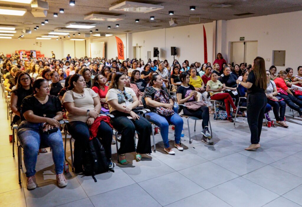 Parceria entre Governo do Amazonas e Coca-Cola oferta empregos a mulheres assistidas por políticas estaduais