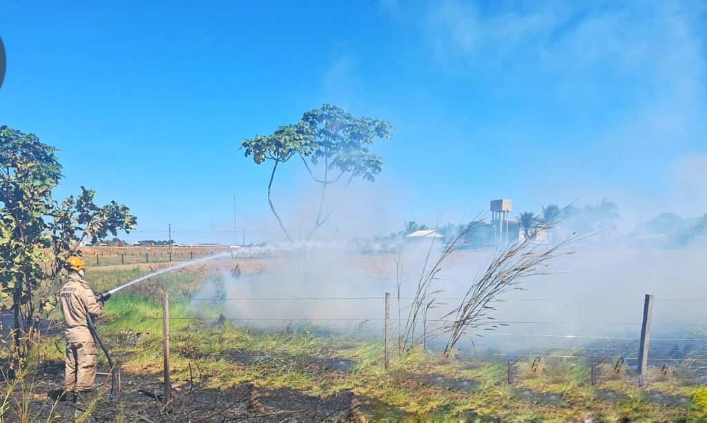 Corpo de Bombeiros alerta população sobre medidas preventivas para evitar incêndios