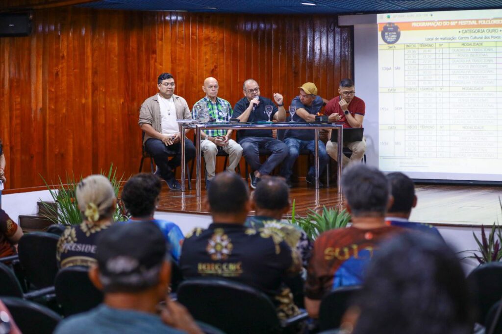 Governo do Amazonas realiza sorteio da ordem de apresentações da Categoria Ouro do Festival Folclórico do Amazonas