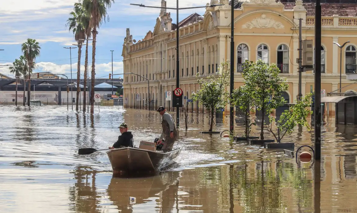 Um mês de calamidade: a cronologia dos alertas da tragédia no RS