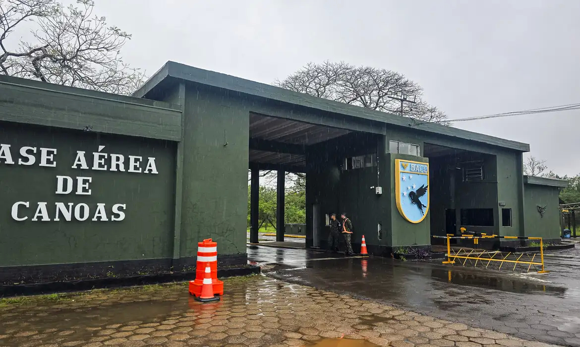 Base Aérea de Canoas poderá receber voo da equipe Delfín, do Equador