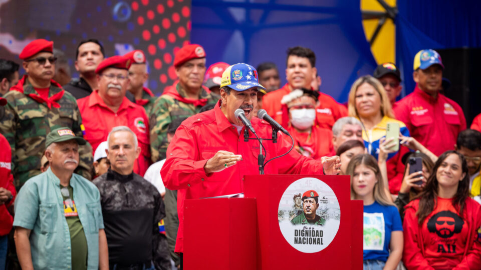 Maduro diz que terá vitória que “vai assombrar o mundo inteiro” nas eleições