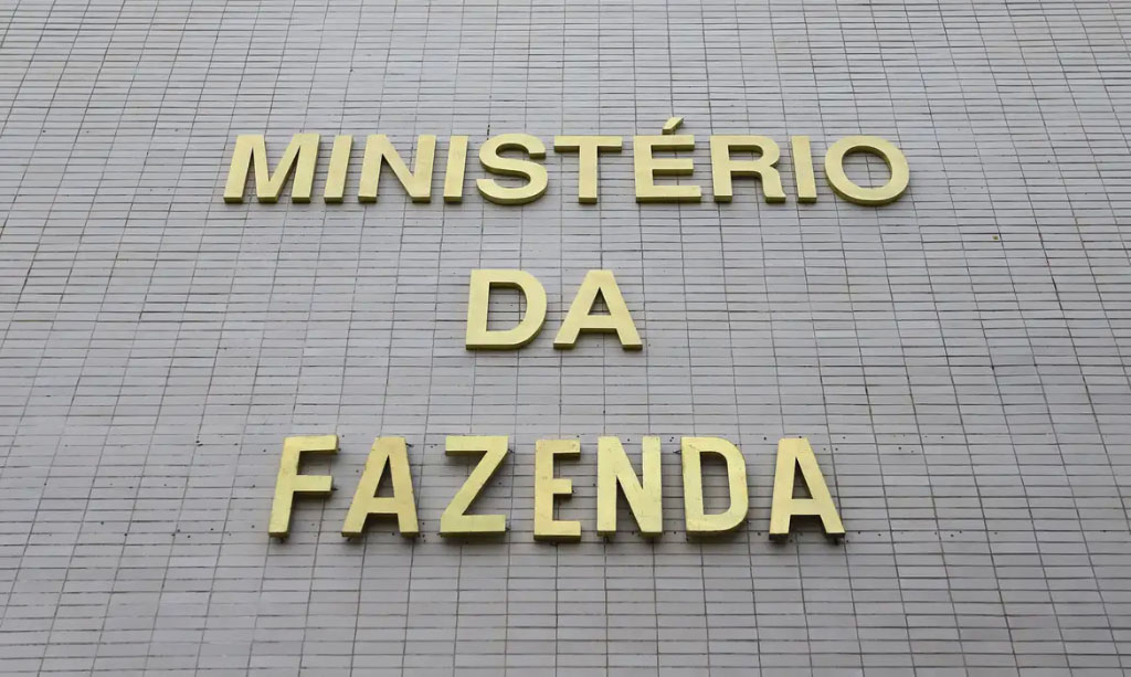 Fazenda aumenta para 3,9% estimativa de inflação em 2024