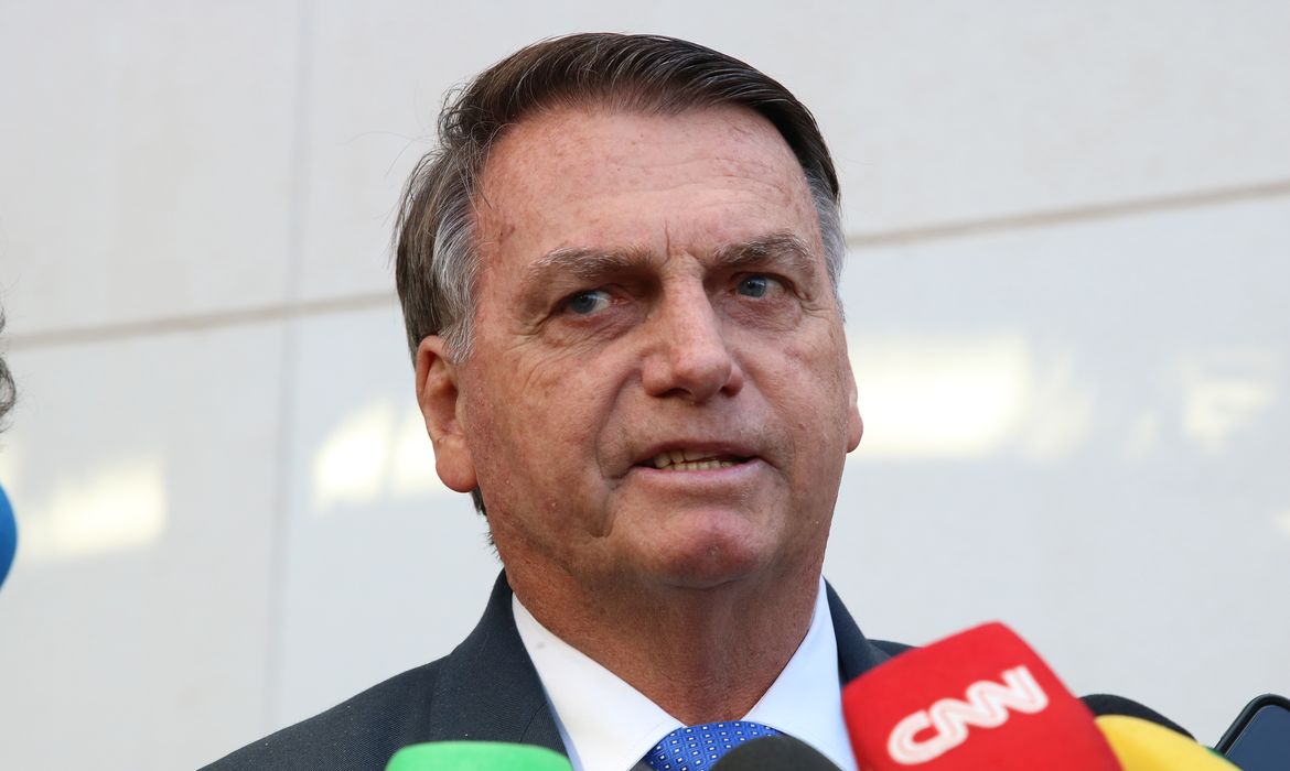 PF indicia Bolsonaro por peculato, lavagem de dinheiro e associação criminosa no caso das joias