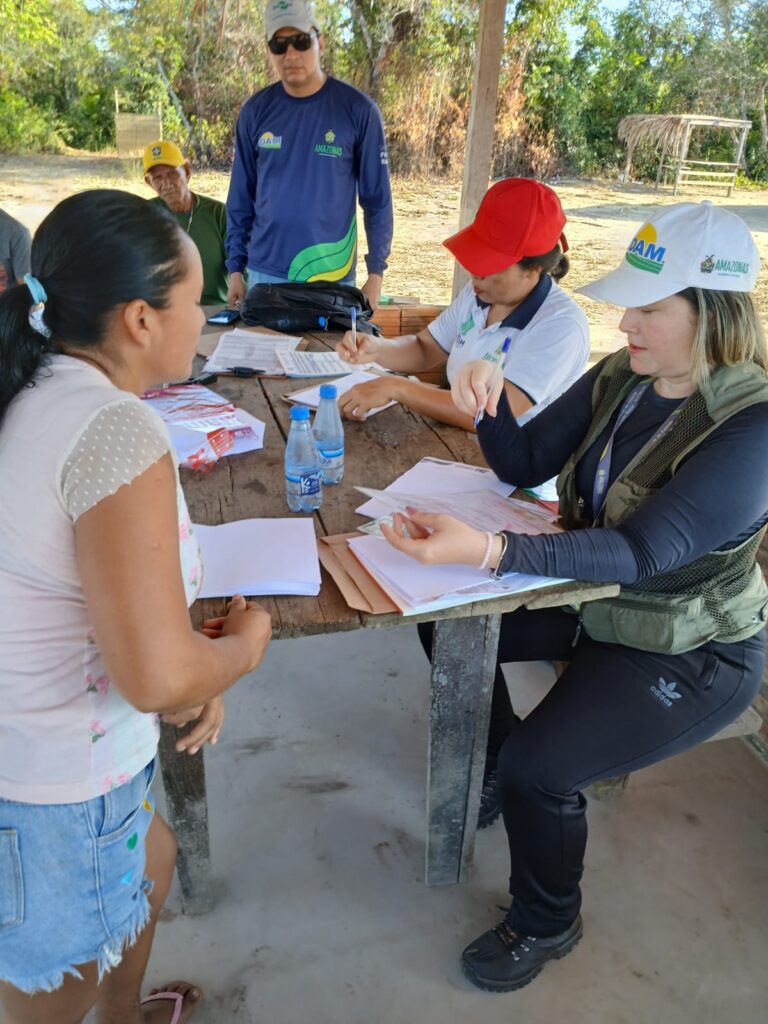 Idam leva serviço de regularização a produtores rurais indígenas de Parintins