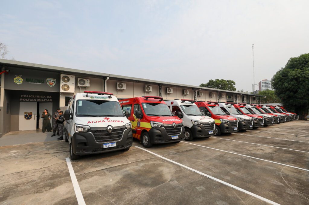 Wilson Lima entrega mais de R$ 30 milhões em equipamentos para Forças de Segurança e inaugura Policlínica Militar